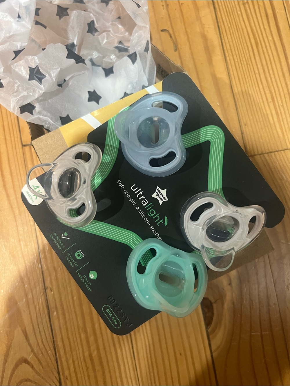 Ultralight Silicone Pacifiers - Clear & Mint Set